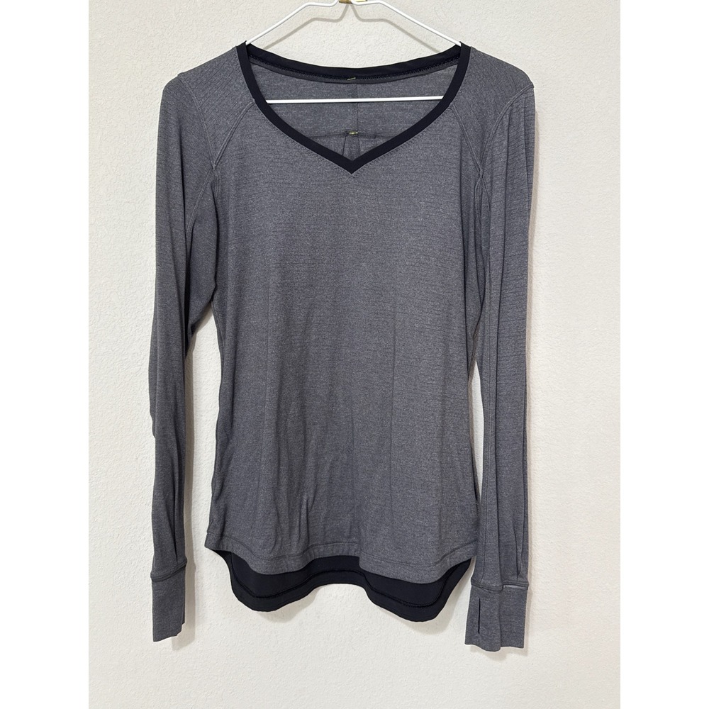 Lululemon Race Me Long Sleeve Shirt Womens 4/6 Gray Black V-Neck Running Top